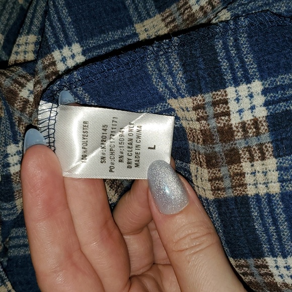 Plaid Off Shoulder Duster - Picture 6 of 6